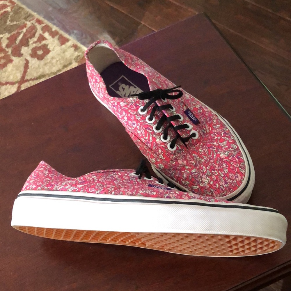 Vans Pink Patterned Canvas Shoes NWOB 8.5 - Picture 6 of 7